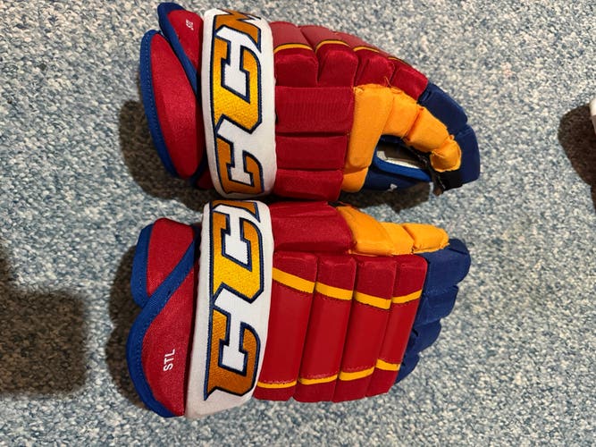 Blues ‘STL’ Retro Edition Senior CCM 14" Custom 4-roll Gloves