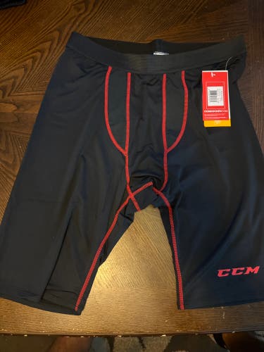 CCM Compression Shorts, Tag Size 2XL NEW