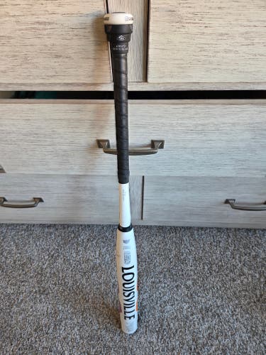 2025 Louisville Slugger Genesis Bat (-6) 28 oz 34" (Used)