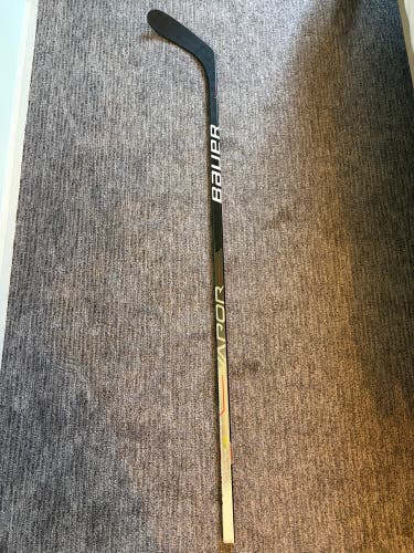 Bauer Vapor ADV Left Hand Hockey Stick Senior 87 Flex Kucherov Pro Curve Pro Stock (New)