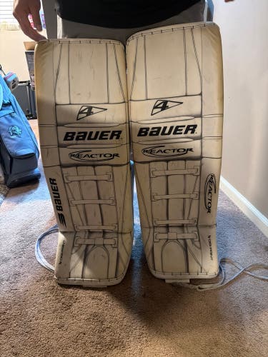 34" 2024 Bauer Supreme Shadow Regular Goalie Full Set Pro Stock (Used)