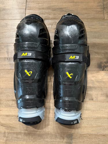 Intermediate Bauer Supreme M3 13" Shin Pads (Used)