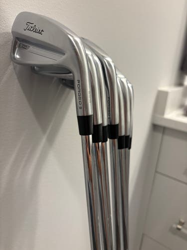 Titleist T100 Chroe Iron Set 4-PW 7 Clubs KBS Stiff Steel Golf Pride Z-Grip RH