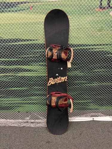 Burton Ripcord 150cm Snowboard | Large Burton Malavita EST Bindings