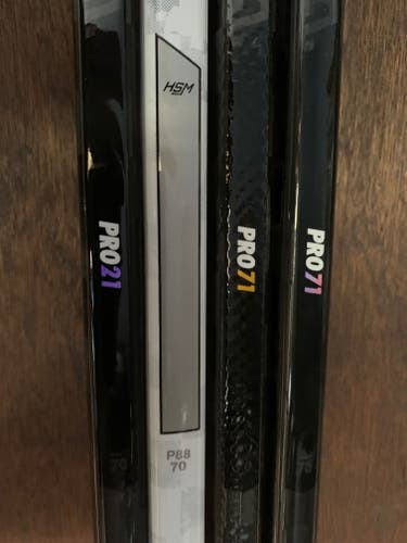 Senior PRO 71 Malkin Curve XF Blackout Pro Stock 70 Flex (Used)