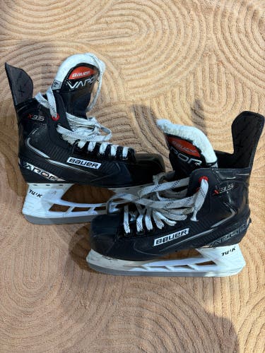 Intermediate Bauer Vapor X3.5 Hockey Skates Regular Width 6.5 (Used)