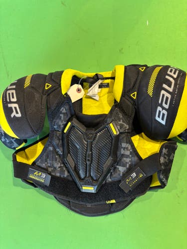 Small Junior Bauer Supreme M3 Shoulder Pads
