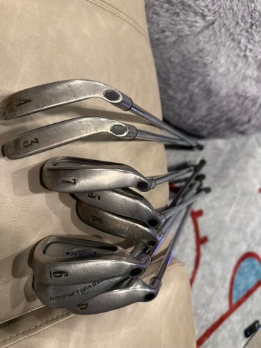 7 The Callaway Steelhead X-14 iron set is a popular, highly forgiving classic gol