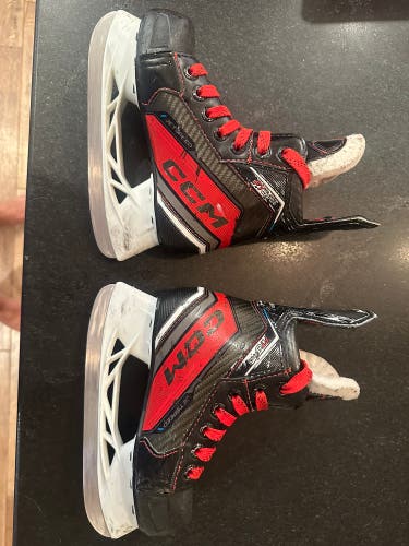 CCM JetSpeed FT6 Pro Hockey Skates 11 (Used)