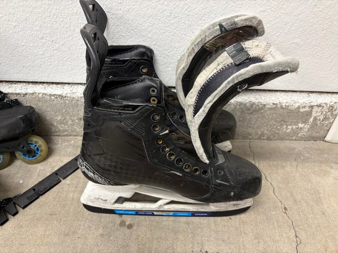 Black 2024 Bauer Supreme Shadow Hockey Skates Regular Width 10.5 (Used)