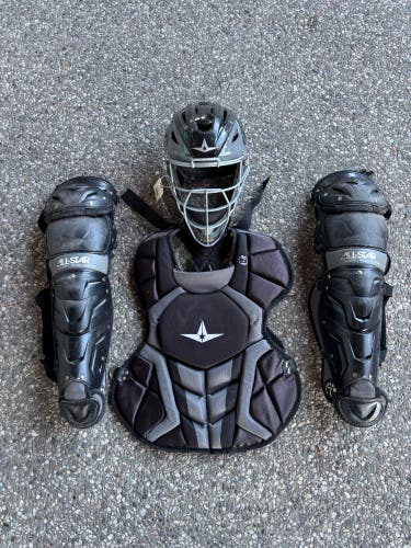 Intermediate All Star System 7 Axis Catcher's Set | Ages 9-12