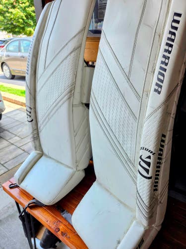 Warrior Ritual RG6 E+ Senior Goalie Pads 34+1.5 White Great Condition