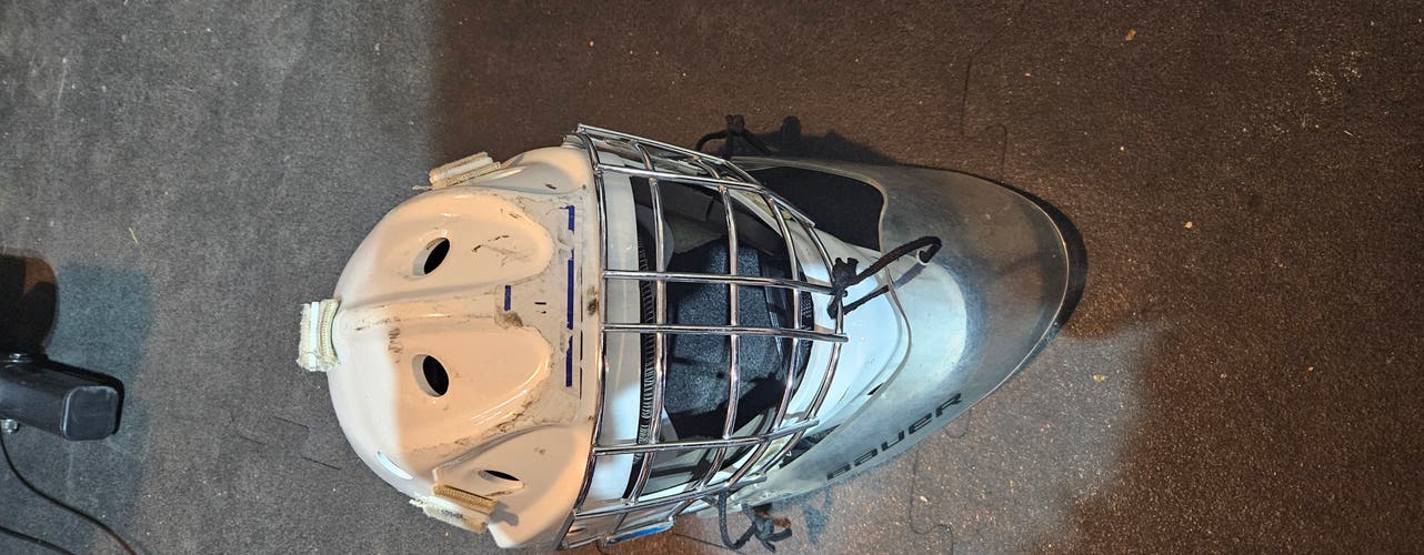 Youth Bauer 930 Goalie Mask (Used)