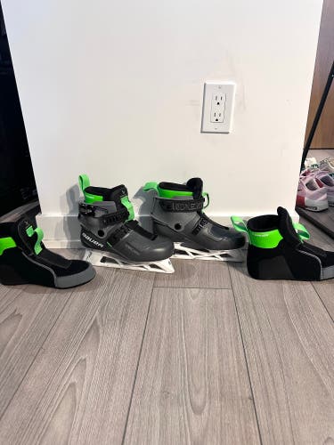 Bauer intermediate Konekt HF2 size 4 Goalie Skate with extra insoles