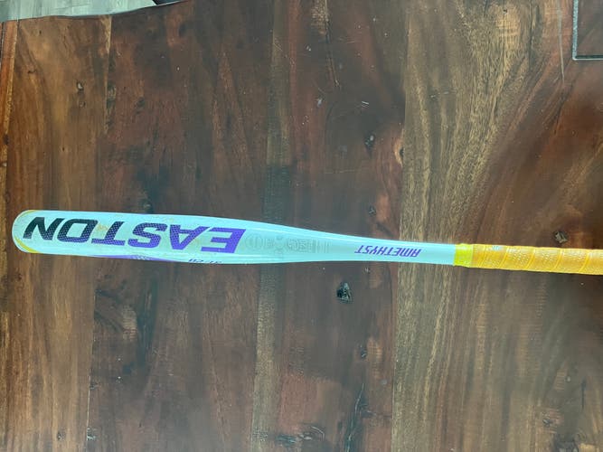 2023 Easton Amethyst Alloy Bat (-11) 20 oz 31" (Used)