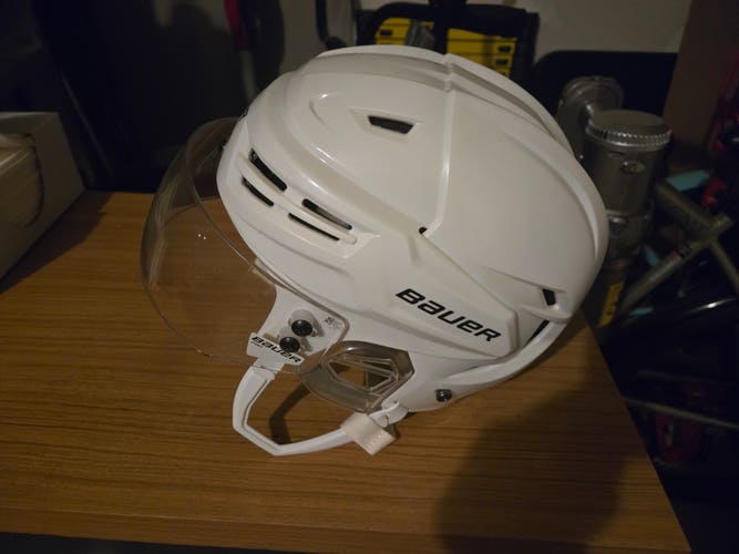 Medium Bauer Re-Akt 65 Helmet (Used)