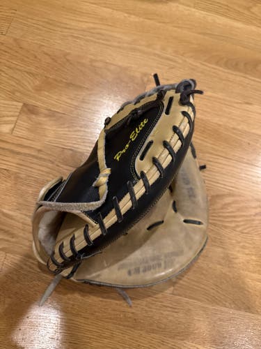 All Star RH Catcher's CM3000BT Baseball Glove 35" (Used)