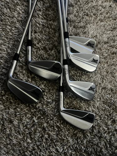 Men's PXG 0211 ST Right Handed Iron Set Stiff Flex (Used)