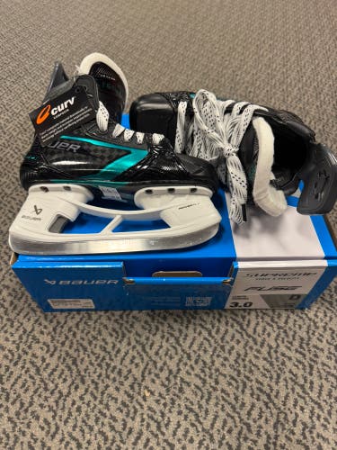 Bauer Supreme Fuse Hockey Skates Regular Width Size 3 (New)