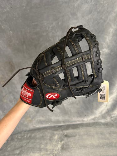 Black Rawlings Renegade RH First Base Baseball Glove 12.5" (Used)