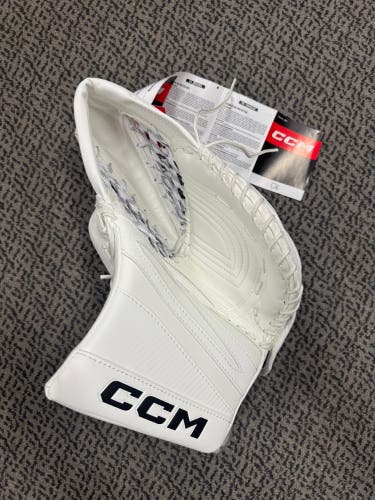 CCM Extreme Flex 7.9 Regular (New)