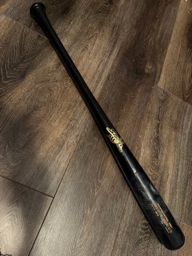 Stinger AP5 Wood Bat (-3) 30 oz 33" (Used)