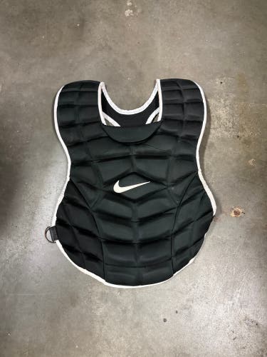 Nike vapor Catcher's Chest Protector (Used)