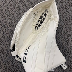 CCM Extreme Flex 5.5 Full Right (New) Junior glove