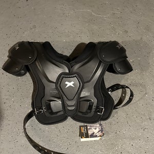 Extra Large Youth Xenith Velocity 2 Shoulder Pads (Used)