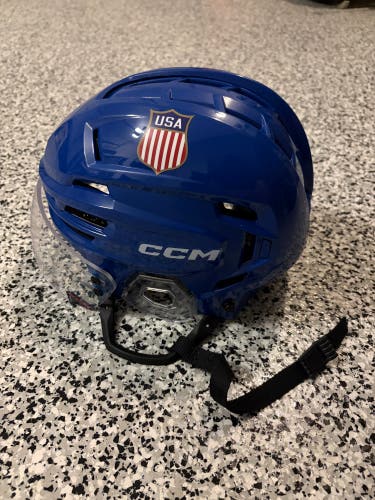 Medium CCM Super Tacks X Helmet (New)