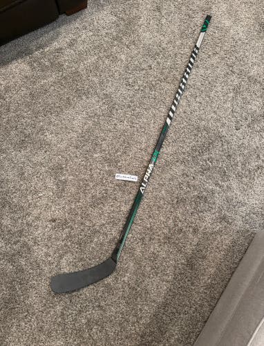 Intermediate Green Warrior Alpha LX Pro Right Handed Hockey Stick P92 65 Flex (New)