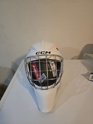 Senior Large CCM Axis F9 Goalie Mask (New)