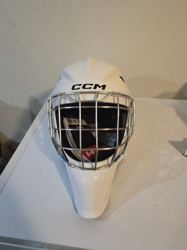 Senior Large CCM AXIS XF Goalie Mask (New)