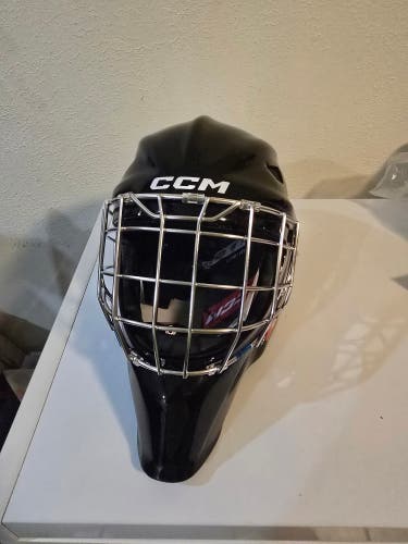 Senior Large CCM AXIS XF Goalie Mask (New)