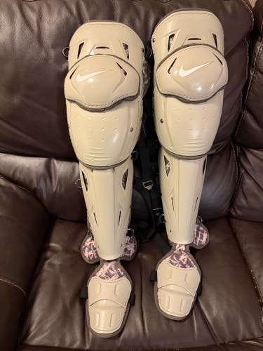 NEW! Nike Diamond Elite 2022 Armed Forces leg guards 15”