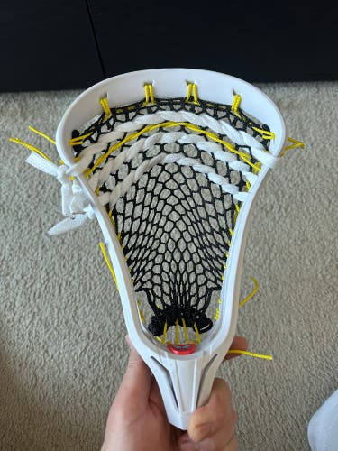 Wide Women’s Head (widened) strung with SharkLax semi-soft Mesh