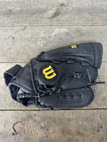 Wilson A2435 Fastpitch Softball Glove 11” Osterman Black Right Hand Throw Youth