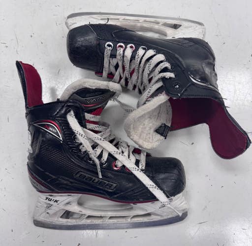 Used Bauer VAPOR X500 Junior Hockey Skate Junior 03 11860-S000313725