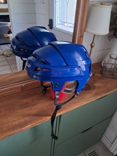 Large CCM Vector V08 Helmet NHL Pro Stock (Used)