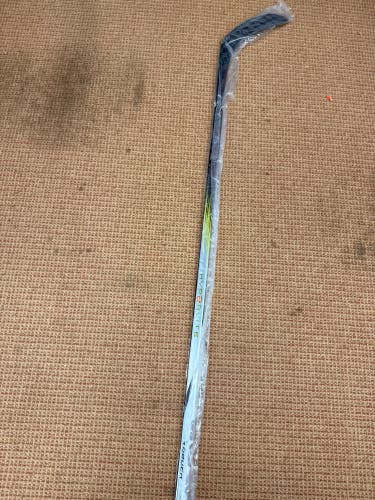 Senior Bauer Vapor Hyperlite 2 Left Hand Hockey Stick 87 Flex (New)