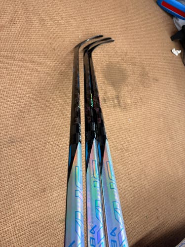 Senior Bauer Nexus Tracer Left Hand Hockey Stick Toe Pattern 87 Flex (Used)