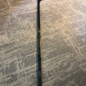 Senior Warrior Alpha LX3 Pro Right Handed Hockey Stick M28 70 Flex (Used)