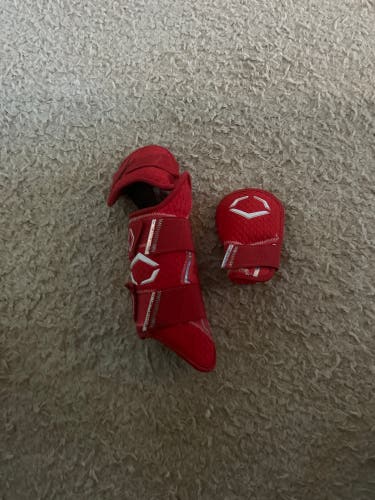 Red Senior EvoShield Leg guard (New)