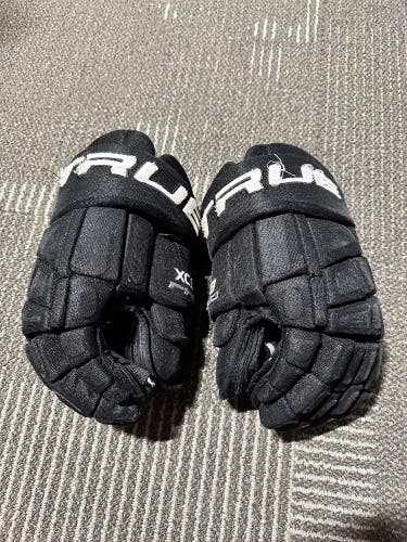True Catalyst 9x Pro Gloves 14" Pro Stock (Used)