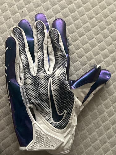 Purple Small Adult Nike Vapor Jet Gloves (Used)