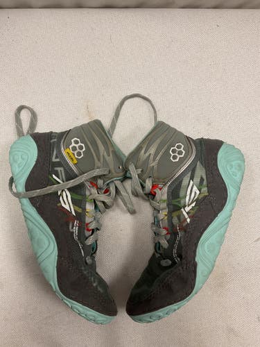 Used Rudis Wrestling Shoes Grey Junior 05.5 11490-S000276557