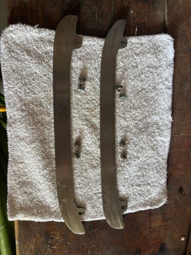 Step Steel STPROZ 280 mm (Used)