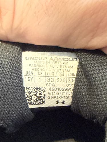 Blue Kid's 1.5Y (Big Kids / Youth) Youth Under Armour Low Top Molded Cleats (Used)