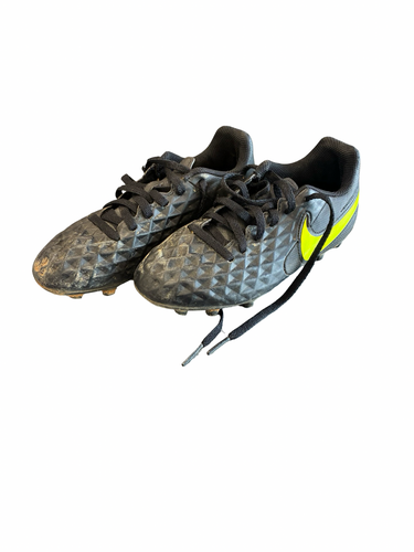 Used Nike Soccer Cleats Black Youth 13.0 11682-S000137314