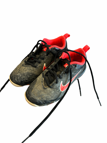 Used Nike CLEATS BB/SB Cleats Black Youth 13.0 11682-S000137294